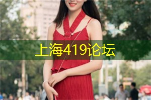 闪耀的夜上海：跟随城市脉搏感受独特的魅力
